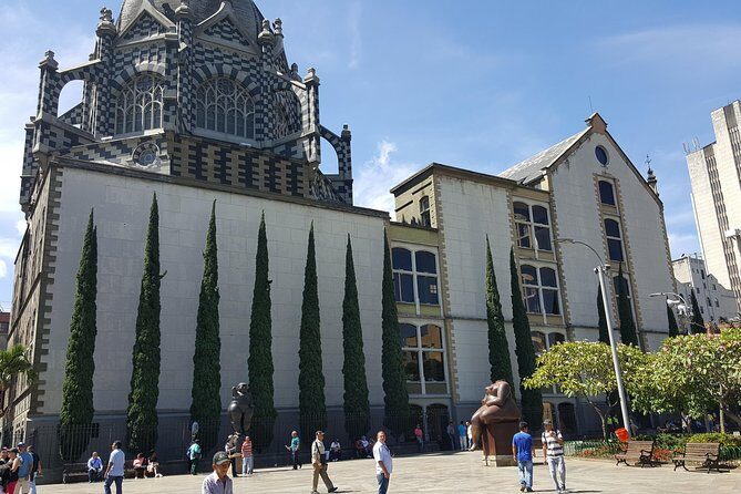 Walking tour downtown Medellín - Snack and Coffee Timing: How to Plan Your Energy