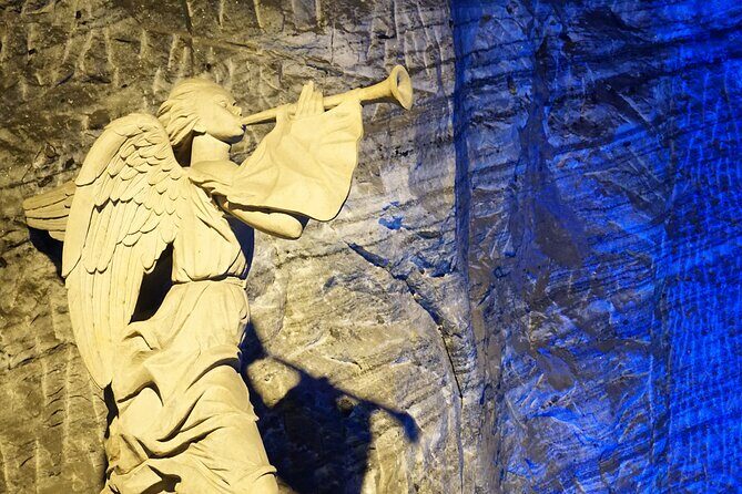 Zipaquirá Salt Cathedral Private Tour + Walking Tour - Stop 1: Viacrucis corridor and the 14 salt stations